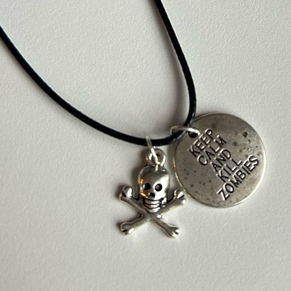 Zombie Necklace ๐งโโ๏ธ - Picture 2 of 5